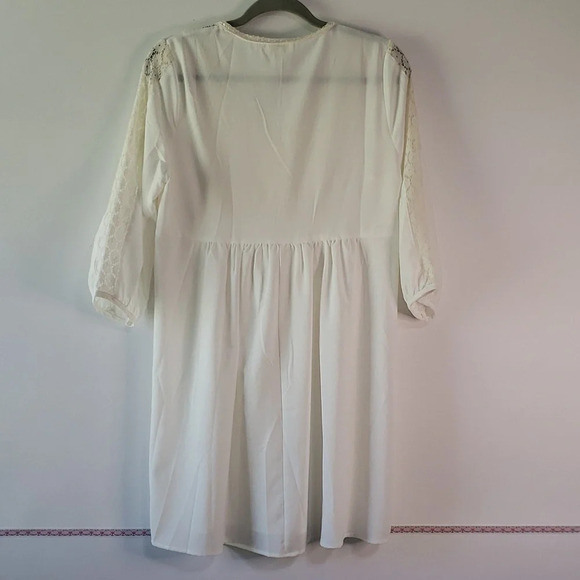 UMGEE Ivory Tunic Crochet Lace Detail 3/4 Length Sleeves Semi-Sheer Size Medium - Picture 7 of 13
